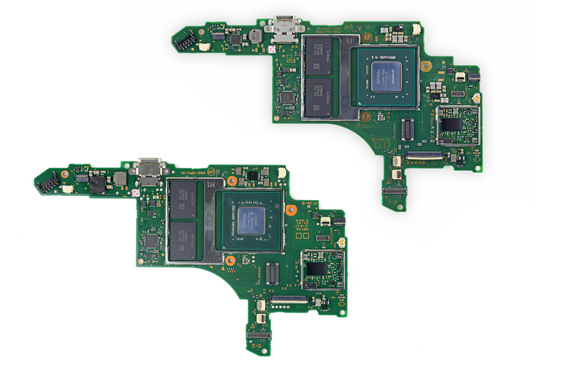 The circuit board and components for the old Switch (bottom left) and new Switch (top right) look practically identical.